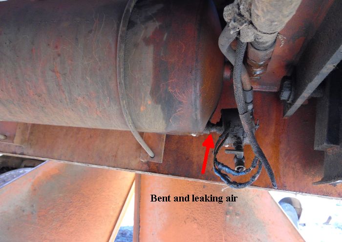 Leaking steering accumlator valve