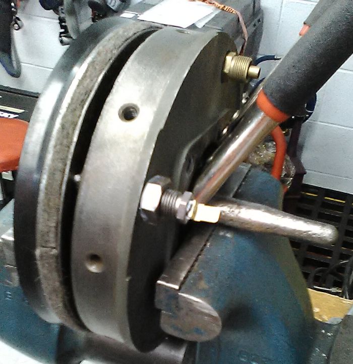 air piston with vise grip secured